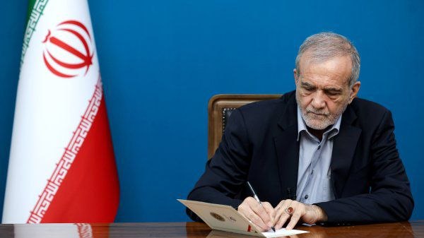 🚨 BREAKING: Iranian President Questions Motives Behind Conflict With U.S. 🌍⚠️